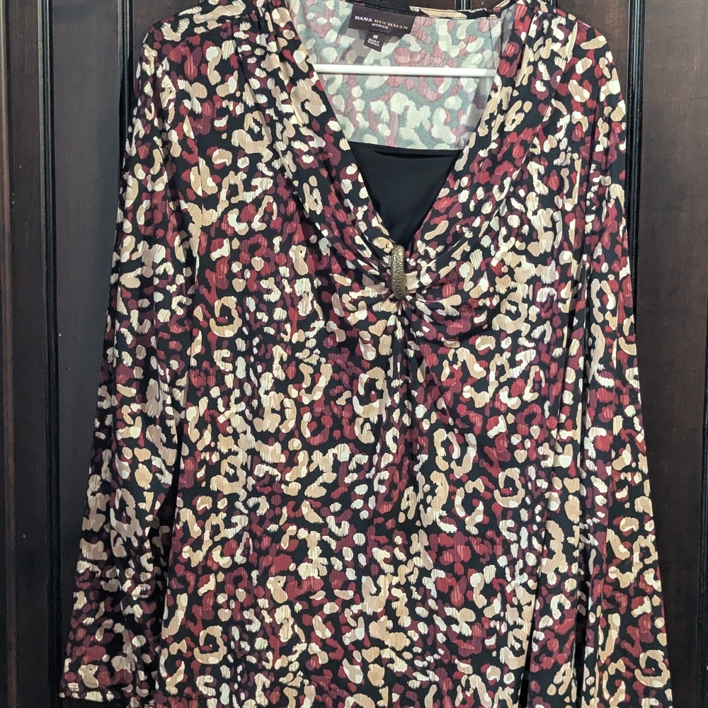Dana Buchman Red and Cream Patterned Blouse